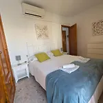 Διαμέρισμα Charming Close To The And Centre Of